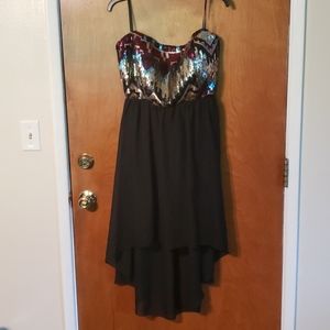NWT Strapless  sequenced hi low dress